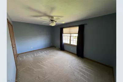 733 Austin Drive, Barberton, OH 44203 - Photo 37