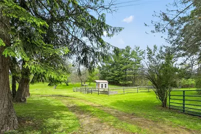 9509 Shaw Road, Spencer, OH 44275 - Photo 3