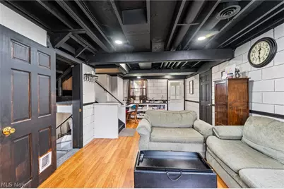 1870 Basil Avenue, Poland, OH 44514 - Photo 9