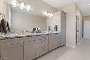 2440 Edgewood Trce, Pepper Pike, OH 44124 - Photo 31