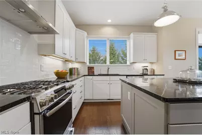 2440 Edgewood Trace, Pepper Pike, OH 44124 - Photo 15