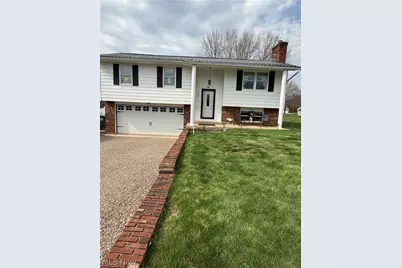 1085 Walter Drive, Zanesville, OH 43701 - Photo 1