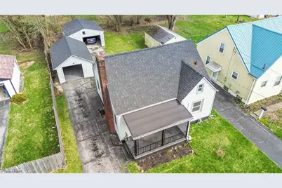 121 Princess Street, Campbell, OH 44405 - Photo 11