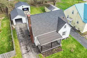 121 Princess St, Campbell, OH 44405 - Photo 11