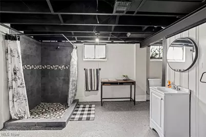 121 Princess Street, Campbell, OH 44405 - Photo 37