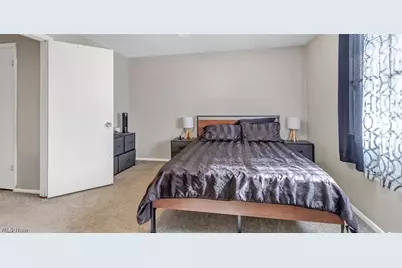 2472 Warren Parkway #20, Twinsburg, OH 44087 - Photo 11