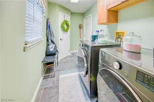 1215 Heatherstone Dr, Painesville Twp, OH 44077 - Photo 15