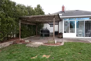 30153 Truman Ave, Wickliffe, OH 44092 - Photo 29