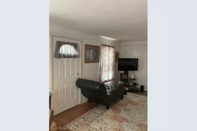 19409 Cherokee Avenue, Loveland, OH 44119 - Photo 7