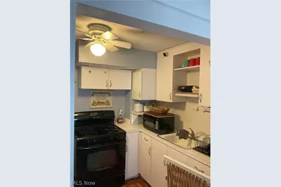 19409 Cherokee Avenue, Loveland, OH 44119 - Photo 3