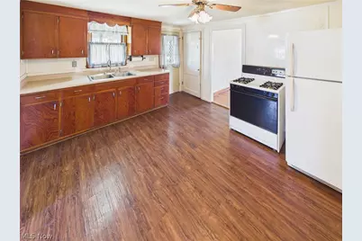 834 Lake Washington Road, Washington, WV 26181 - Photo 5