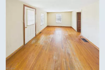 834 Lake Washington Road, Washington, WV 26181 - Photo 9