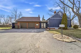 33378 Lakeshore Blvd, Eastlake, OH 44095 - Photo 3