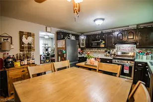 1102 4th St, Belpre, OH 45714 - Photo 17