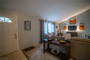 1491 Rowles Dr, Akron, OH 44313 - Photo 7