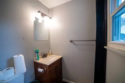 1491 Rowles Drive, Akron, OH 44313 - Photo 19