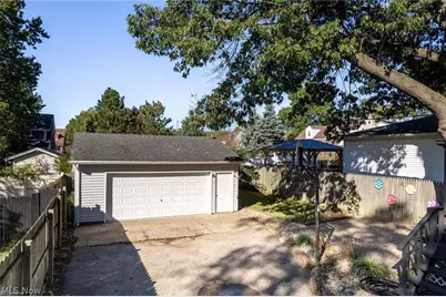 41 E Rosewood Avenue, Akron, OH 44301 - Photo 27