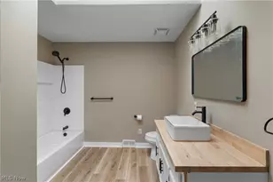 75 W Dartmore Ave, Akron, OH 44301 - Photo 17