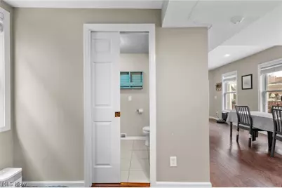 1916 W 44th St, Loveland, OH 44113 - Photo 15