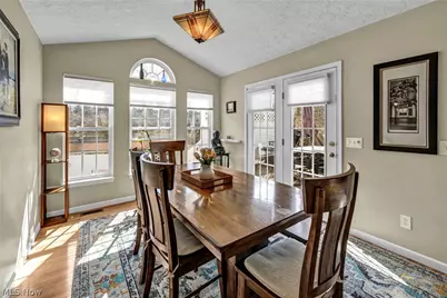 1920 Parkgate Avenue, Akron, OH 44320 - Photo 21