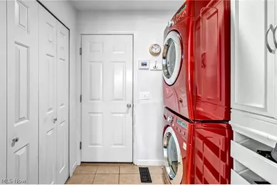 1920 Parkgate Avenue, Akron, OH 44320 - Photo 41