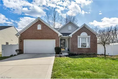 1920 Parkgate Avenue, Akron, OH 44320 - Photo 1