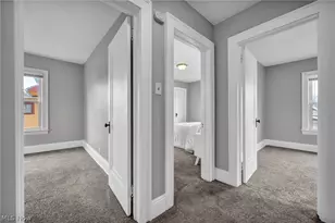 13315 Thornhurst Ave, Garfield Heights, OH 44105 - Photo 29