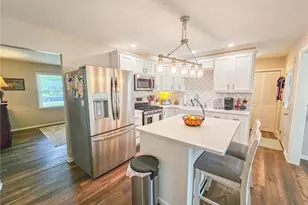 523 Janet Dr, Canfield, OH 44406 - Photo 5