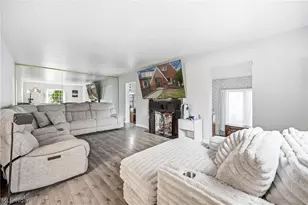 1724 Chestnut Blvd, Cuyahoga Falls, OH 44223 - Photo 13