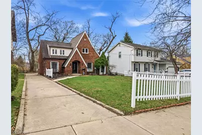 1724 Chestnut Boulevard, Cuyahoga Falls, OH 44223 - Photo 43