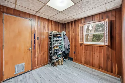 1724 Chestnut Boulevard, Cuyahoga Falls, OH 44223 - Photo 39