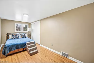 1724 Chestnut Boulevard, Cuyahoga Falls, OH 44223 - Photo 23