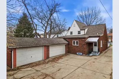 1724 Chestnut Boulevard, Cuyahoga Falls, OH 44223 - Photo 41