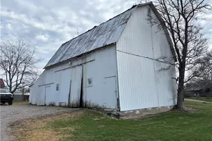 10602 National Rd, Thornville, OH 43076 - Photo 7