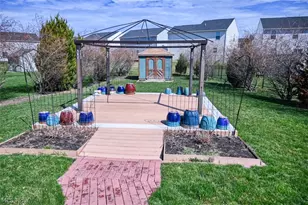 3932 Courtyard Dr, Lorain, OH 44053 - Photo 35