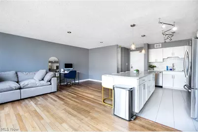 12520 Edgewater Drive #809, Oakwood, OH 44107 - Photo 5