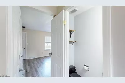 4625 Cox Drive #B, Stow, OH 44224 - Photo 11