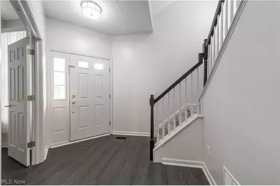 33136 Fairport Drive, Avon Lake, OH 44012 - Photo 5