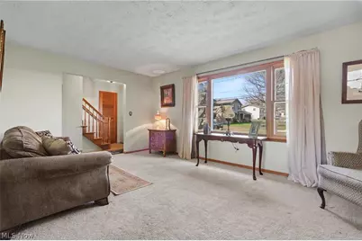 4765 Warwick Drive S, Canfield, OH 44406 - Photo 3