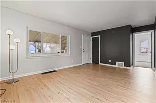 1265 Greenwood Ave, Akron, OH 44320 - Photo 7