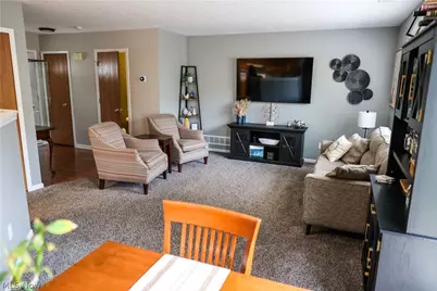 2146 Stonehenge Circle, Akron, OH 44319 - Photo 5