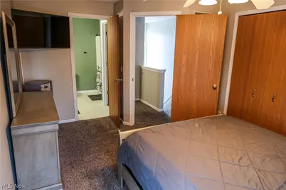 2146 Stonehenge Circle, Akron, OH 44319 - Photo 21