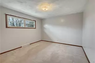1705 Olive Ct, Ashland, OH 44805 - Photo 11