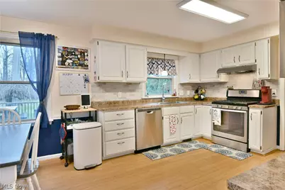 6389 Tara Drive, Youngstown, OH 44514 - Photo 15