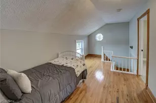 224 N Hambden, Chardon, OH 44024 - Photo 49