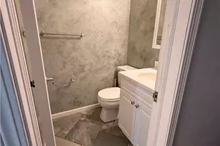 6910 Carriage Hill Dr, Brecksville, OH 44141 - Photo 11