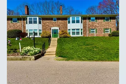 6910 Carriage Hill Drive #202, Brecksville, OH 44141 - Photo 3