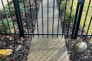 399 Mineola Ave, Akron, OH 44320 - Photo 3