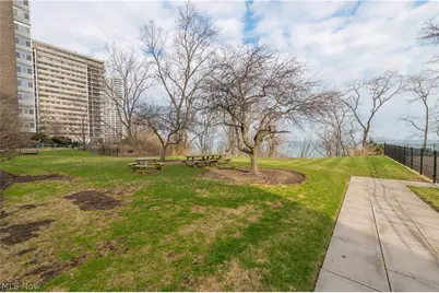 12520 Edgewater Drive #210, Oakwood, OH 44107 - Photo 41