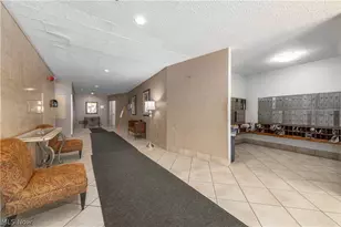 12520 Edgewater Dr, Oakwood, OH 44107 - Photo 5